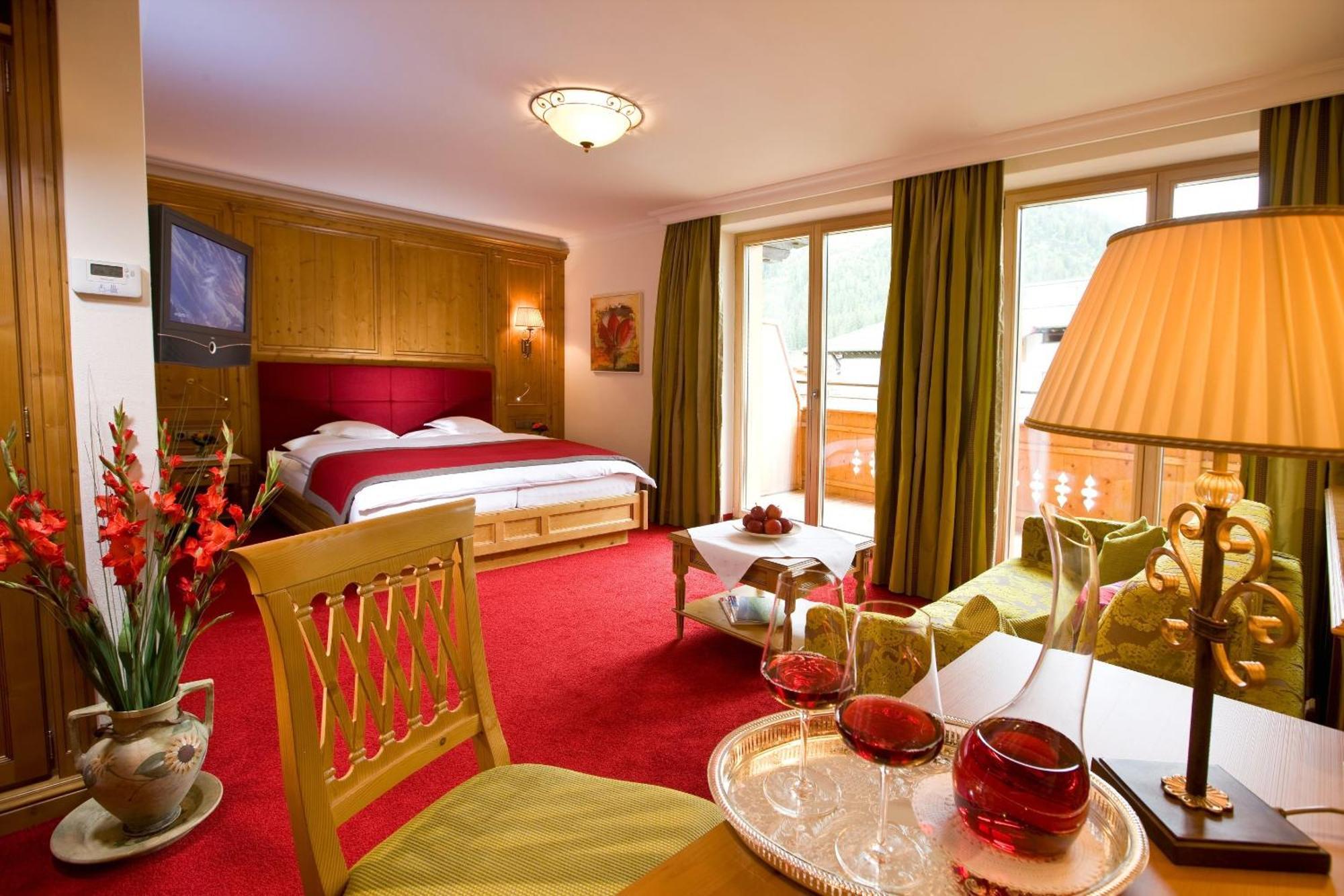 לך אם ארלברג Hotel Auenhof מראה חיצוני תמונה