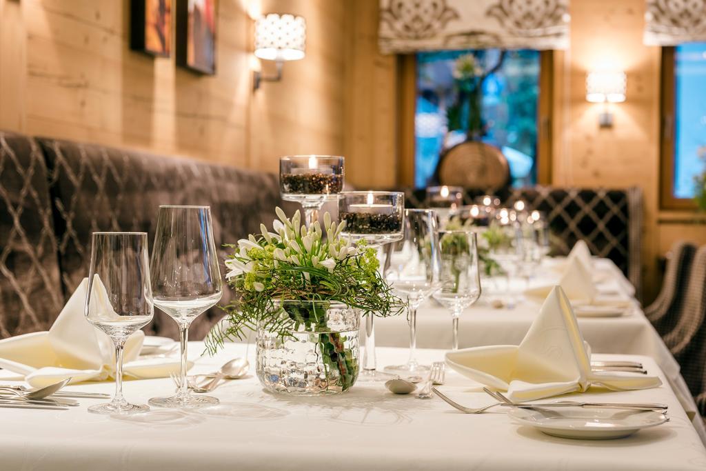 לך אם ארלברג Hotel Auenhof מראה חיצוני תמונה